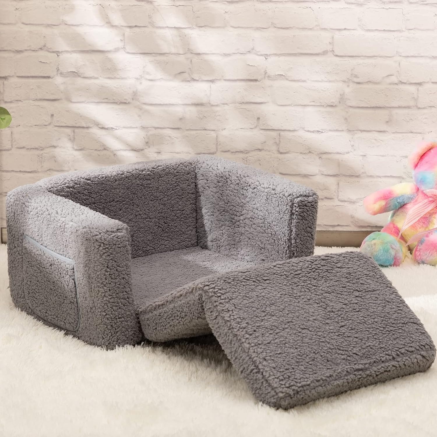 2-in-1 Sherpa Kids Sofa Bed: image 9